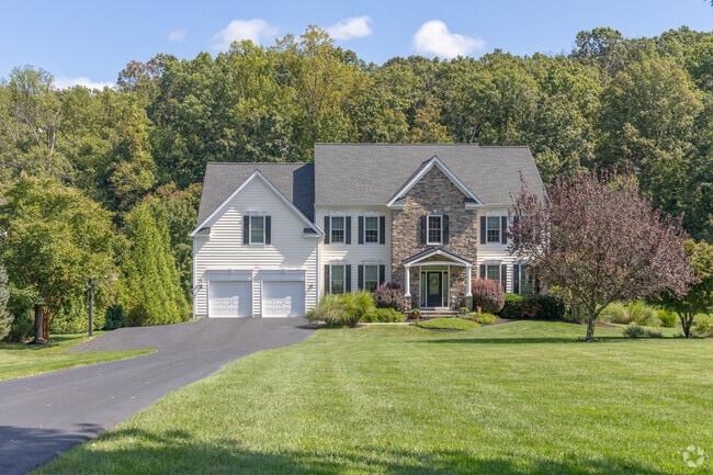 Neo Traditional homes in Marriottsville blend classic American design with modern features.