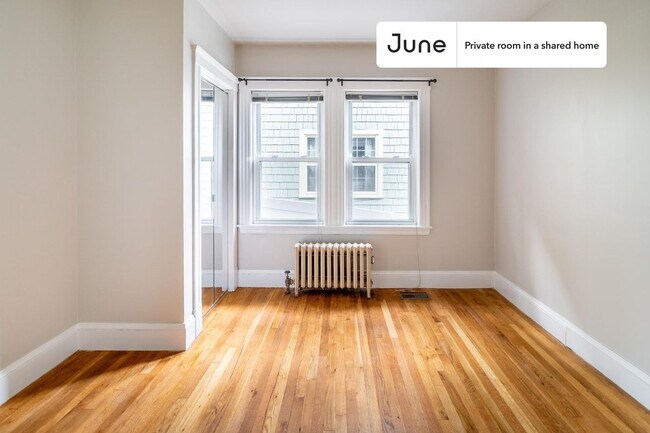 122 Hillside St unit C, Boston, MA 02120 - photo 2