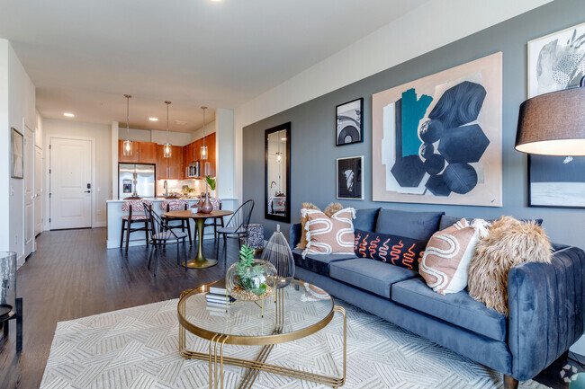 1BR, 1BA - 721SF