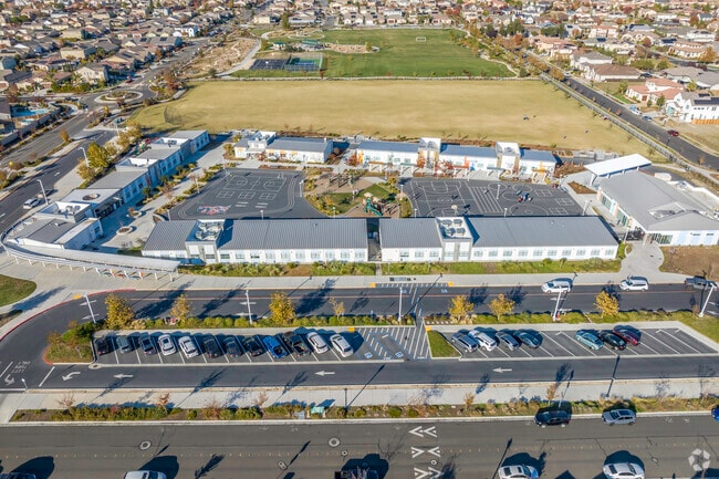 Spring Lake Elementary School offers a variety of classes across several buildings on campus.