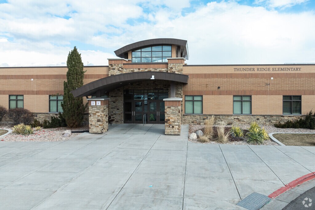 Thunder Ridge Elementary School is an option for K-6 students in Saratoga Springs.