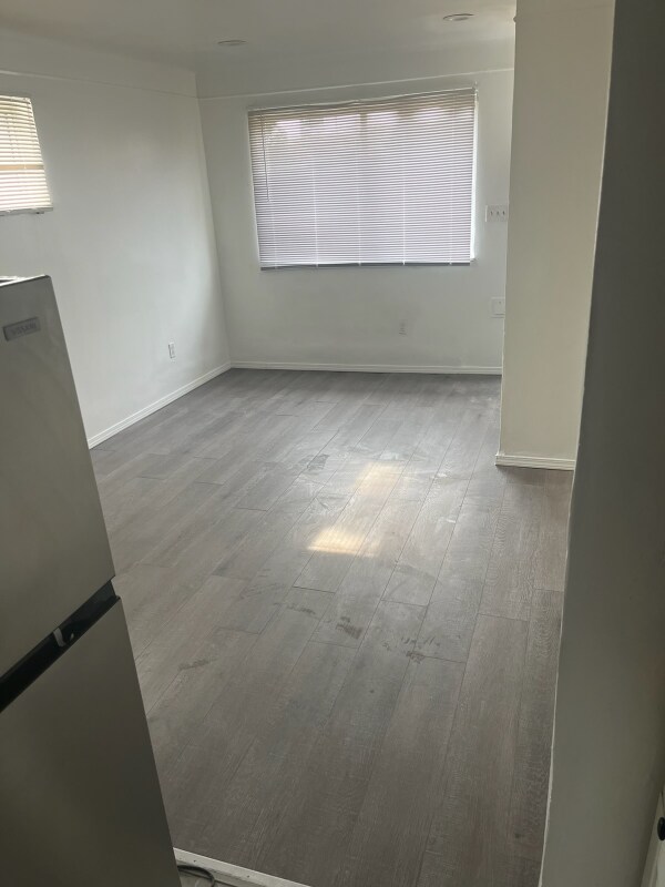 15236 Tireman Ave unit 1, Detroit, MI 48228 - photo 3