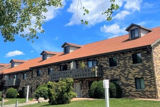 4700-4721 S Supreme Ct, Greenfield, WI 53228