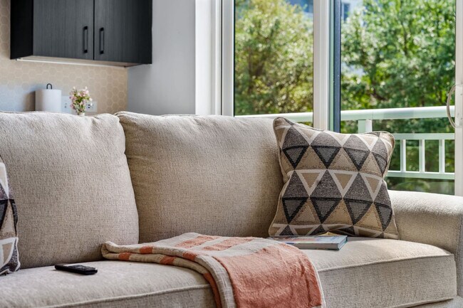 617 N 12th St unit ID1313905P, Tampa, FL 33602 - photo 7