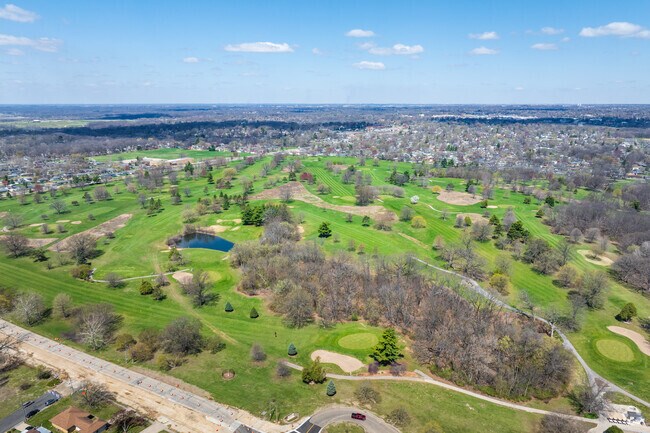 Newman Golf Course sits right along the border of Wardcliffe.