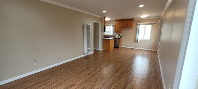 13949 Vanowen St unit 1, Van Nuys, CA 91405 - photo 7