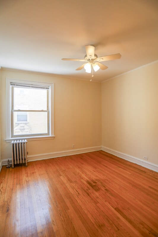 2234 W Farwell Ave unit 3, Chicago, IL 60645 - photo 7