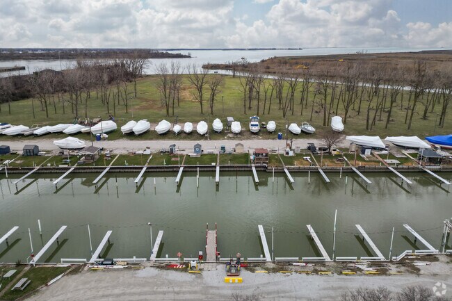 Harbor View Yacht Club in Oregon is a boater's haven.