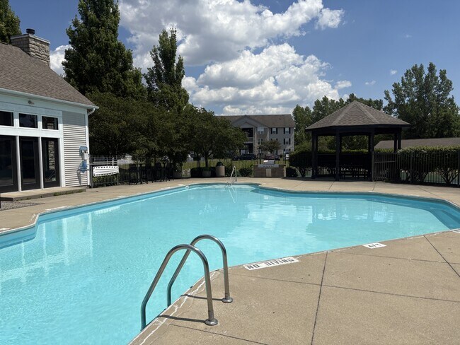 Parkview Apartments, Columbus, OH 43228 - photo 2