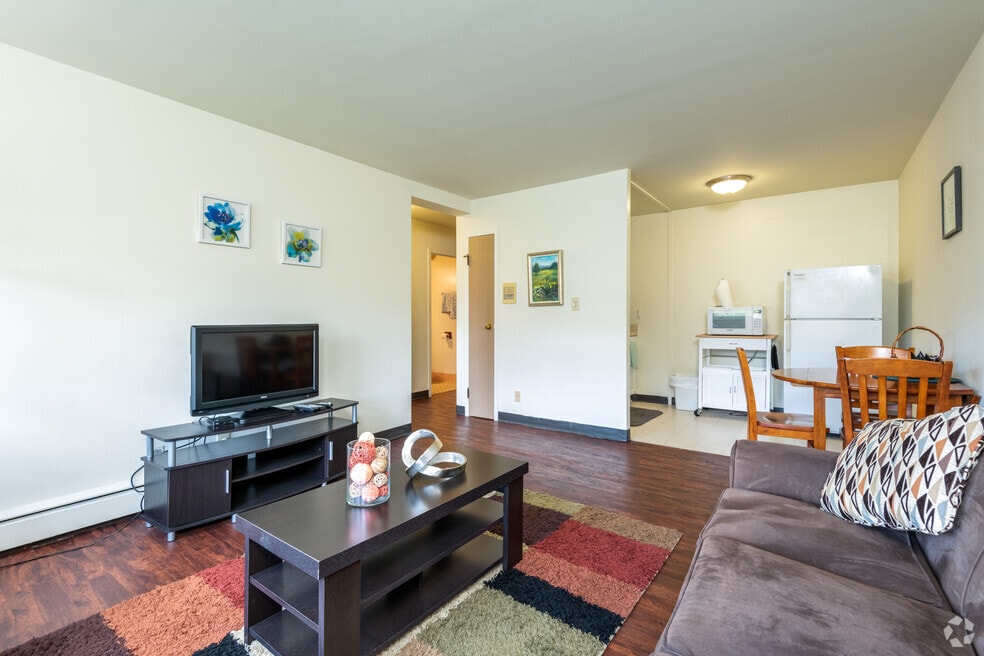 Lake Crest, Milwaukee, WI 53202 - photo 1