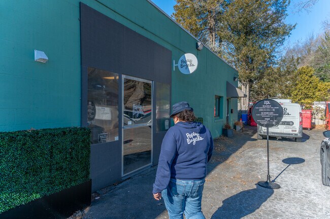 PopUp Bagel offers rotating flavors of different schmears in Staples.