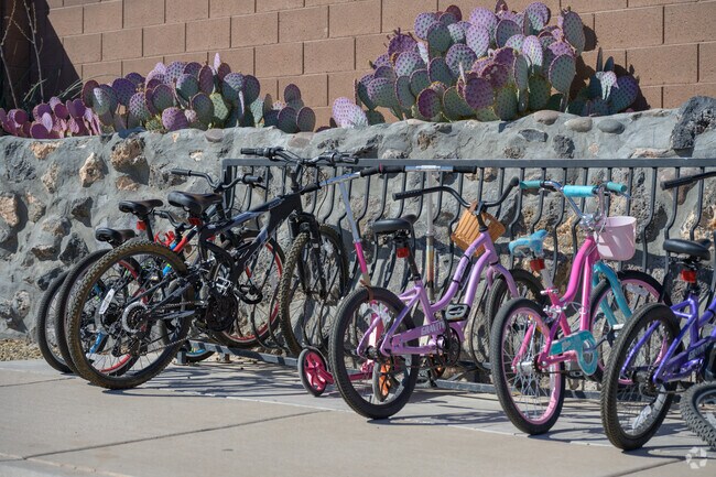 Dixie Springs is a bike-friendly neighborhood.