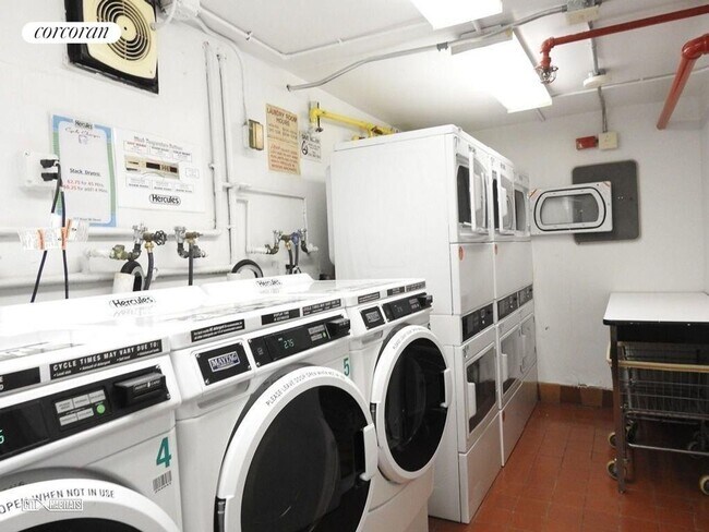 117 W 58th St, New York, NY 10019 - photo 7