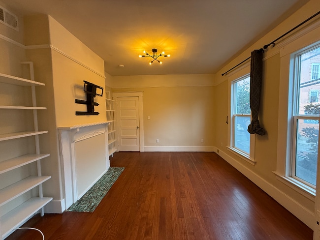 2921 20th St unit 2921, San Francisco, CA 94110 - photo 2