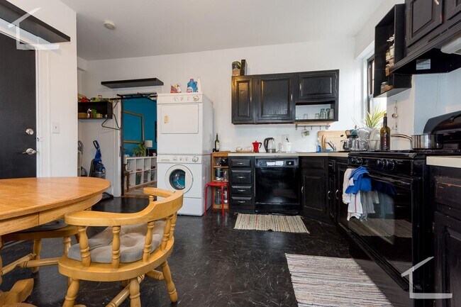 1173 Commonwealth Ave unit 6, Allston, MA 02134 - photo 6