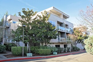 610 S Nevada St, Portland, OR 97219