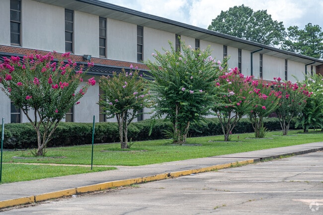 Educational opportunities abound at Ouachita Junior High School.