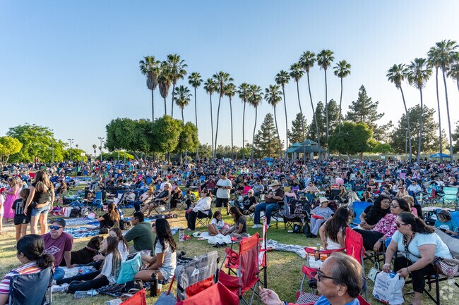 Taylor Swift tribute band, 