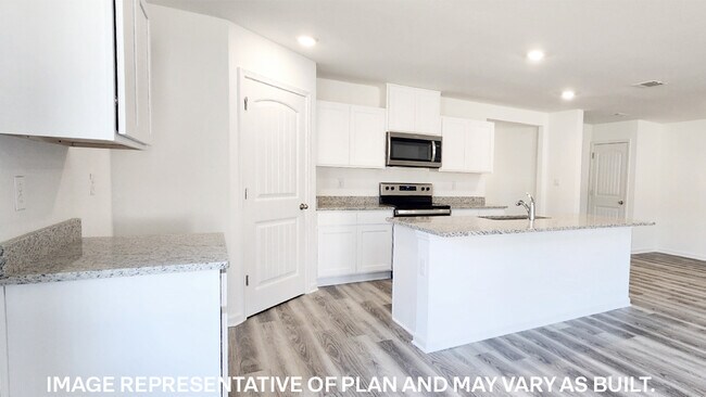 15939 Loussier Dr unit 36198492, Zachary, LA 70791 - photo 2