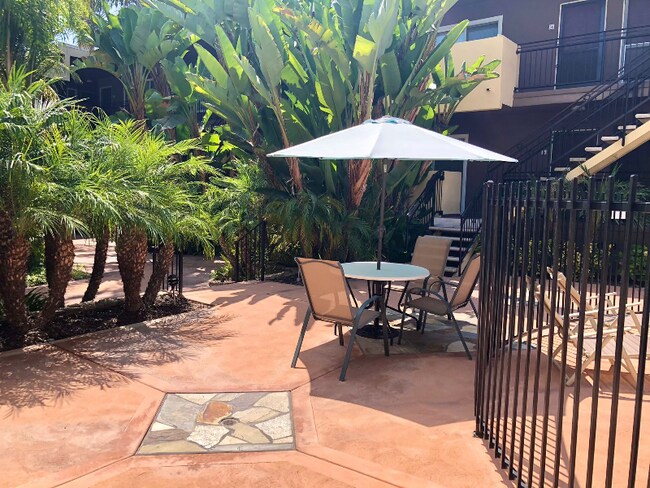 4735 W Broadway unit S, Hawthorne, CA 90250 - photo 4