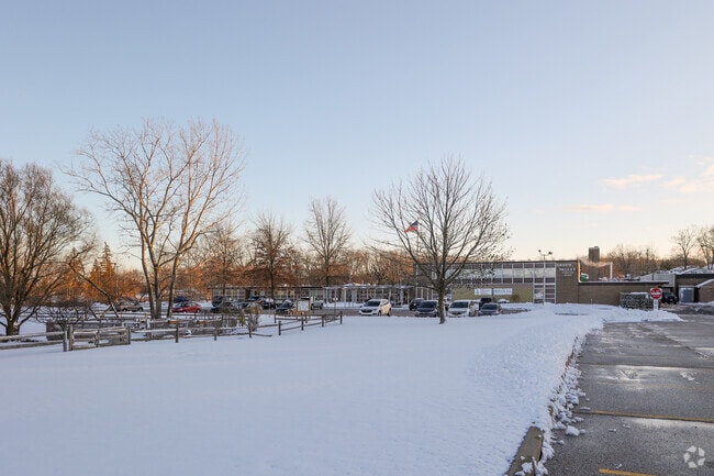 Green Valley Elementary School, Parma
