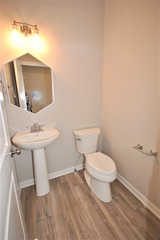 5 Northfield Ln unit 37409102, Lancaster, NY 14086 - photo 7