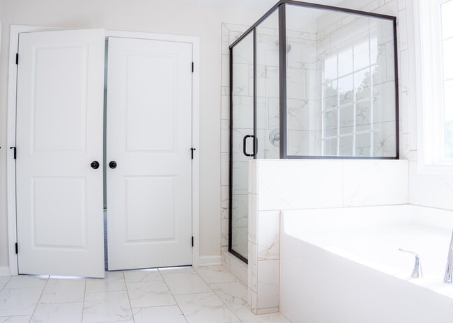 223 Meadowlark Dr unit 36463007, Smiths Station, AL 36877 - photo 5