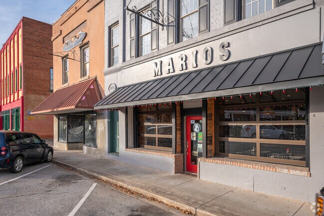 Stop by one of the several local restaurants in the town of Trenton.