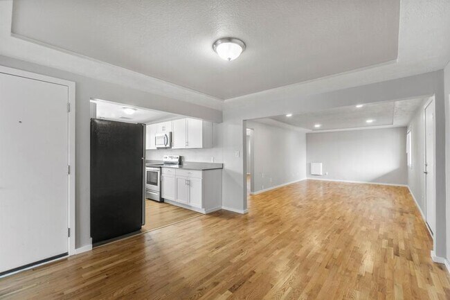 3 Bedroom Dining Room