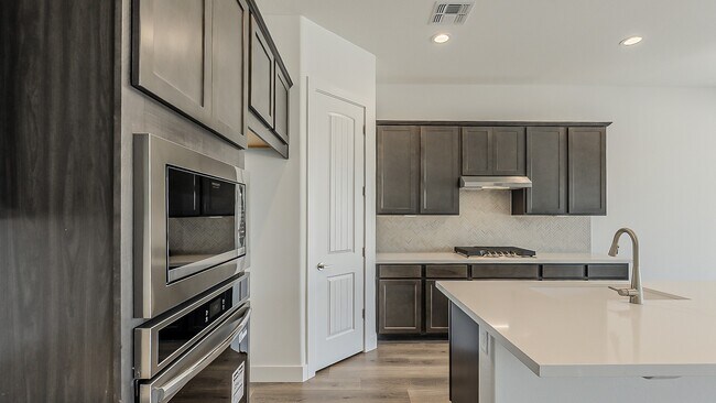 8488 S 168th Ave, Goodyear, AZ 85338 - photo 6