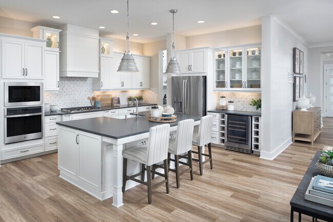 10517 Meadowrun Dr unit 36723396, Lithia, FL 33547 - photo 6