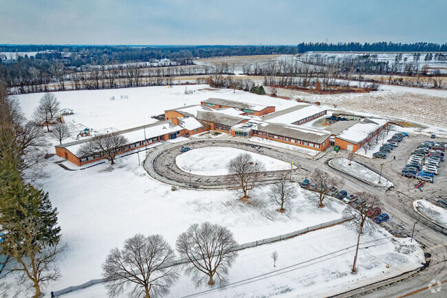 Monica B. Leary Elementary School has a student to teacher ratio of 10 to 1.