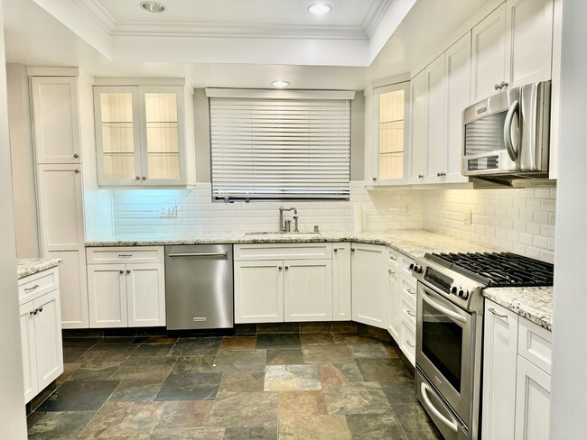 4641 Fulton Ave unit 106, Sherman Oaks, CA 91423 - photo 7