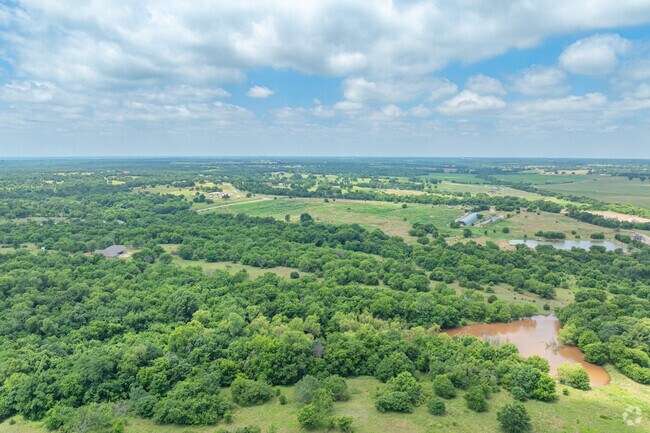 Some acreage in Cole is wooded acreage.