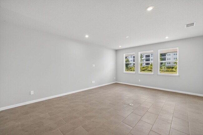 31350 Pendleton Landing Cir, Wesley Chapel, FL 33545 - photo 6