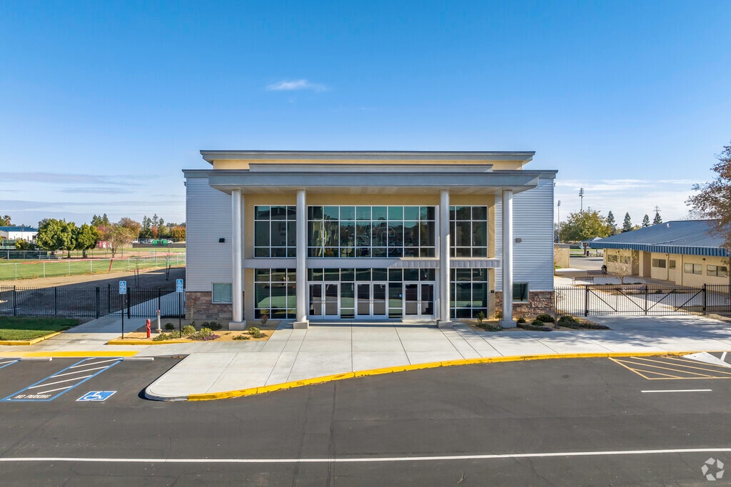 Educational opportunities abound at Woodland Christian School.