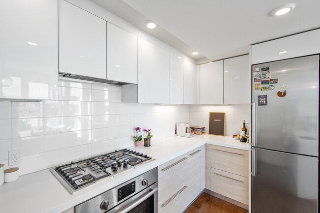 Fulton 555 unit 522, San Francisco, CA 94102 - photo 4