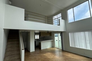 712 9th St, Hermosa Beach, CA 90254