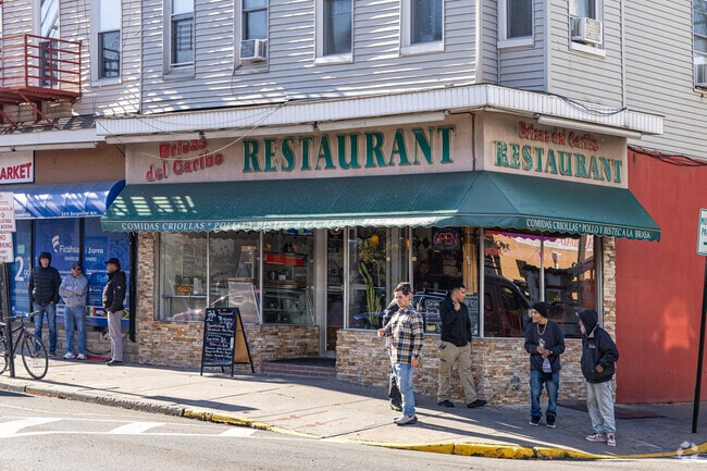 Union City restaurants offer ethnic cuisine to its largely South American and Cuban residents.