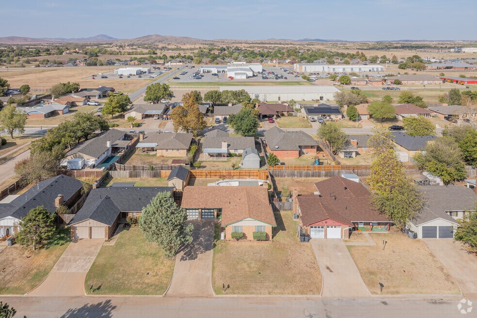 NH_HunterHills_557530_P2_12-10-24