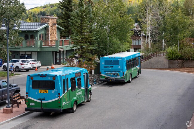 Village Shuttle provides free rides across Snowmass Village and nearby stops.