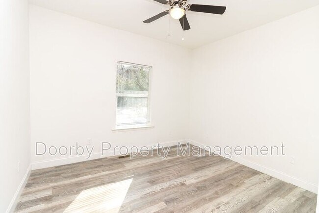 1213 N Chamberlain Ave, Chattanooga, TN 37406 - photo 7