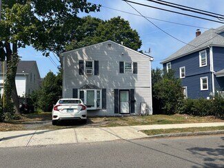 39 Annandale Rd, Newport, RI 02840