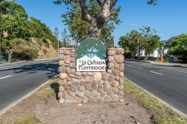 La Canada Flintridge sits at the foothills of the Verdugo Mountains.