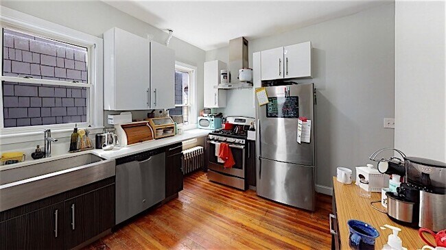 6 Hinckley St unit 1, Somerville, MA 02145 - photo 3