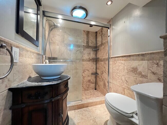 41 Randolph Ave unit Basement, Jersey City, NJ 07305 - photo 6