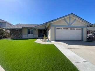 10473 Rose Ann Cir, Cypress, CA 90630