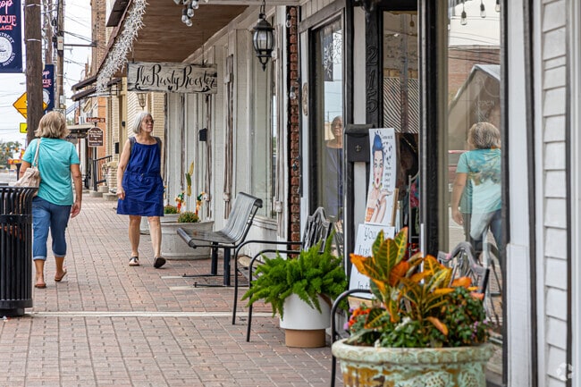 Antiques draw locals and visitors alike to Denham Springs.