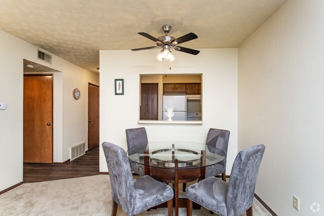 Kings Highlands, Columbus, OH 43229 - photo 4