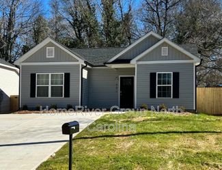 621 Northway Dr, Charlotte, NC 28208
